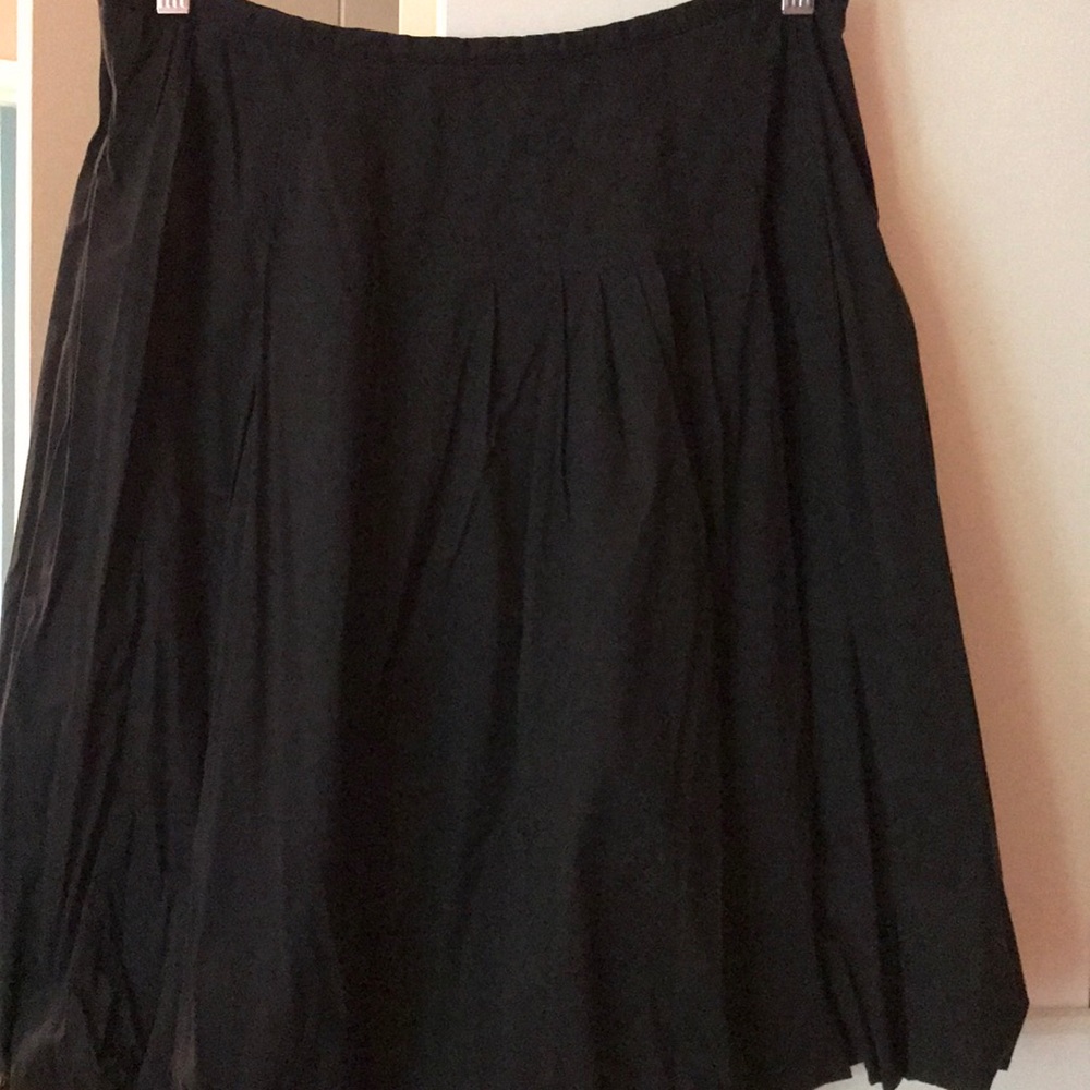 Black bubble skirt